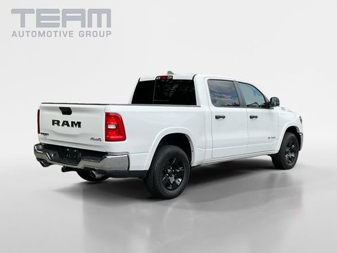 Used 2025 RAM 1500 Big Horn AWD/4WD image 7