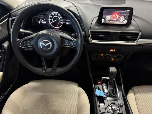 Used 2018 MAZDA MAZDA3 Sport image 16