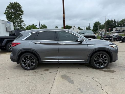 Used 2019 INFINITI QX50 Essential w/ Sensory Package AWD/4WD image 5