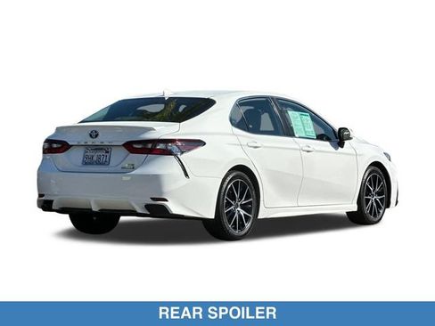 Used 2023 Toyota Camry SE w/ Audio Upgrade Package FWD image 5
