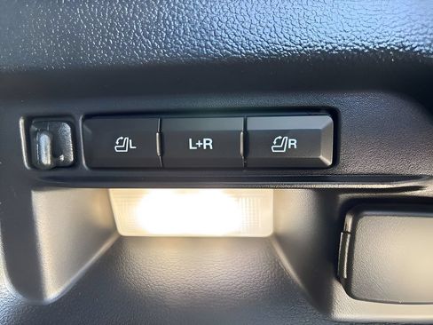 Used 2023 Ford Explorer Timberline w/ Timberline Technology Package AWD/4WD image 11