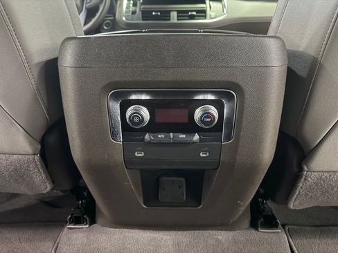 Certified 2024 GMC Yukon XL SLT image 30