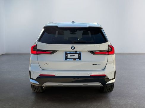 New 2026 BMW X1 xDrive28i w/ Convenience Package image 4