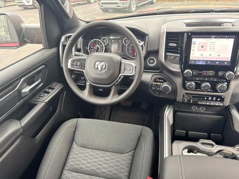 New 2026 RAM 1500 4x4 Crew Cab image 17