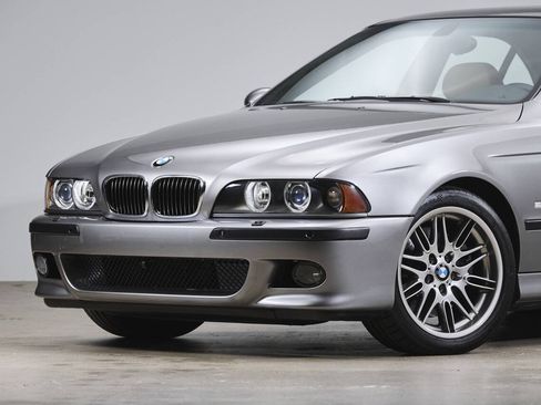 Used 2003 BMW M5 RWD image 13