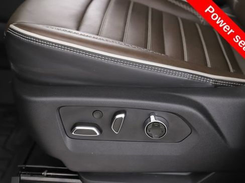 Used 2025 GMC Yukon Denali Ultimate w/ LPO, Floor Liner Package AWD/4WD image 20