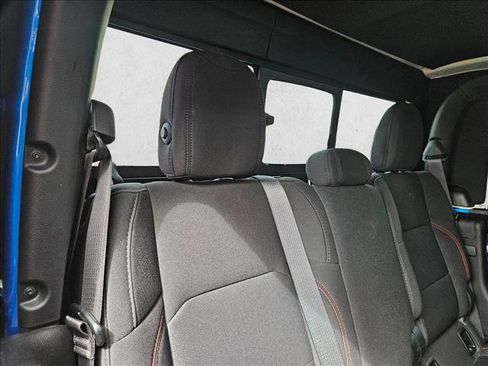 Used 2023 Jeep Gladiator Rubicon w/ LED Lighting Group image 18