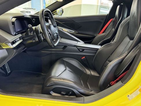 Used 2021 Chevrolet Corvette Stingray Coupe w/ 1LT RWD image 22