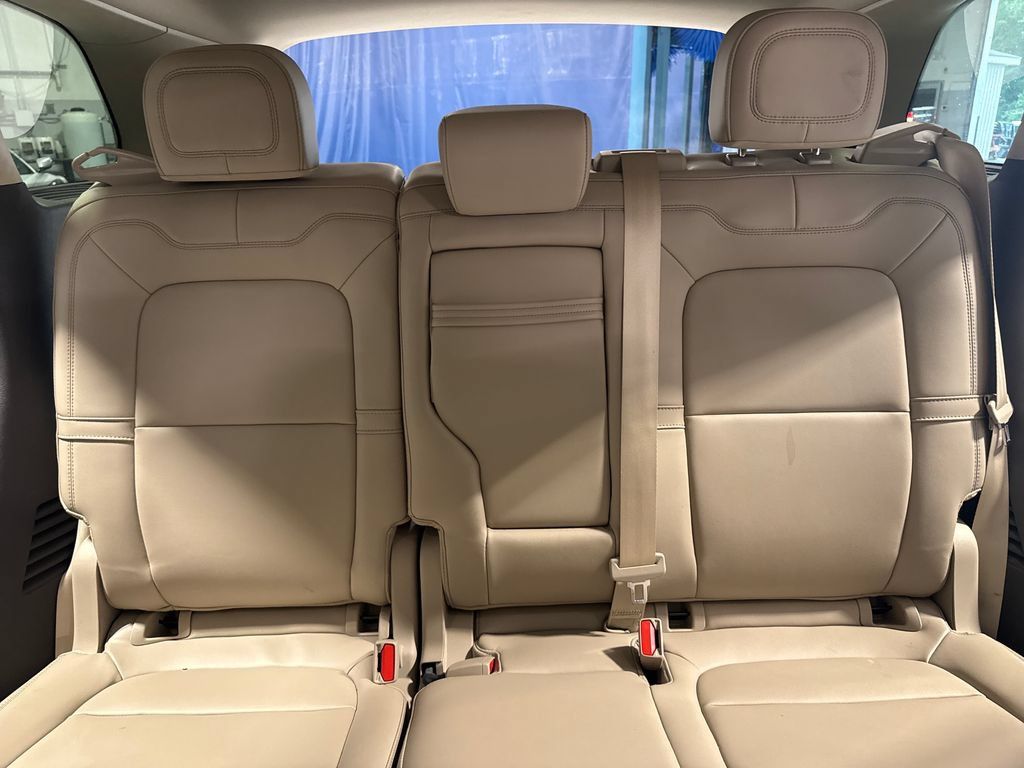 Used 2022 Lincoln Corsair FWD image 36