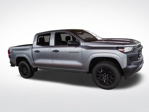 Certified 2025 Chevrolet Colorado W/T w/ WT Custom Package RWD image 8