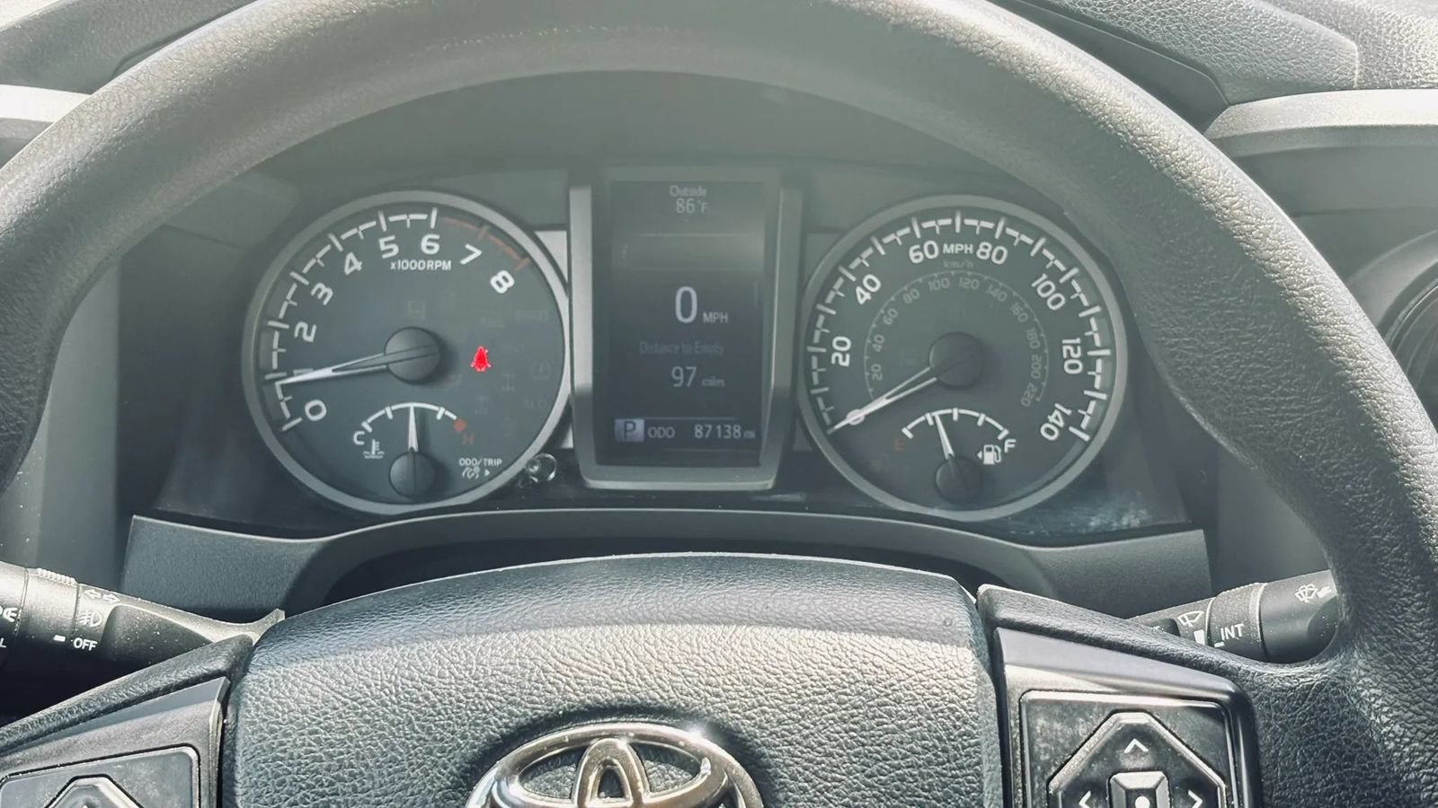 Used 2018 Toyota Tacoma TRD Sport RWD image 16