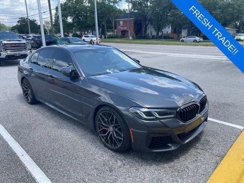 Used 2022 BMW M550i xDrive AWD/4WD image 1