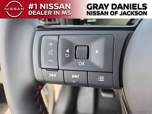 New 2026 Nissan Kicks SR w/ Cold Weather Package FWD image 21