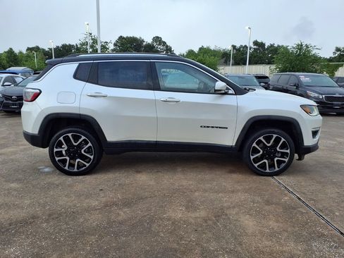 Used 2018 Jeep Compass Limited w/ Navigation Group AWD/4WD image 6
