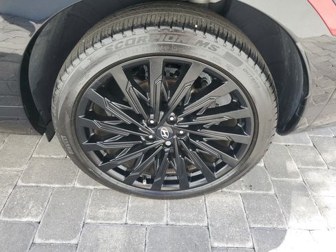 Used 2024 Hyundai Santa Fe Calligraphy image 6