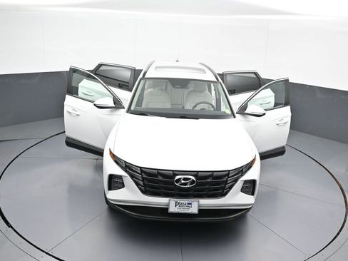 Certified 2024 Hyundai Tucson SEL w/ Convenience Package AWD/4WD image 47