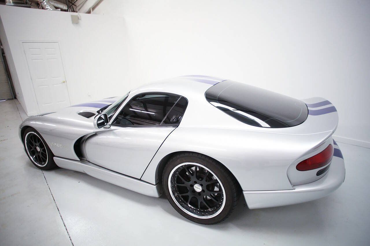 Used 1999 Dodge Viper GTS RWD image 14