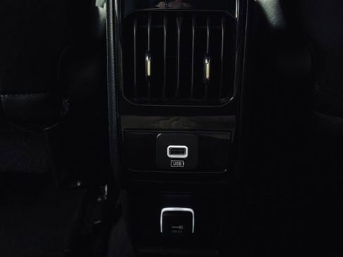 Used 2023 Jeep Compass Latitude image 20