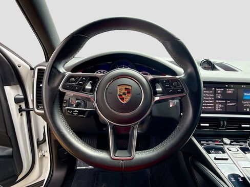 Certified 2021 Porsche Cayenne AWD/4WD image 11