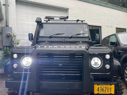 Used 1990 Land Rover Defender 110 image 3