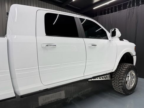 Used 2022 RAM 3500 Laramie image 12