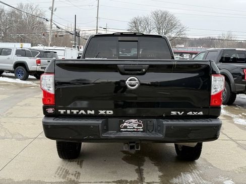 Used 2017 Nissan Titan SV image 14