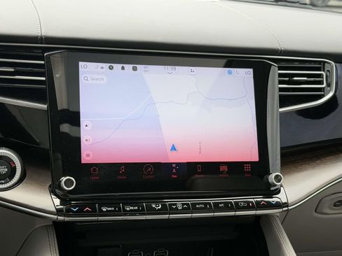 Used 2022 Jeep Grand Wagoneer Series I image 10