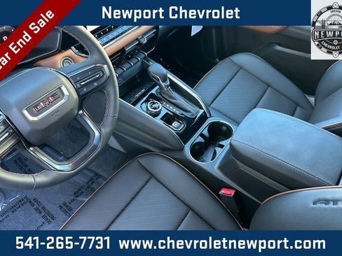 New 2025 GMC Canyon AT4 w/ AT4 Premium Package image 8