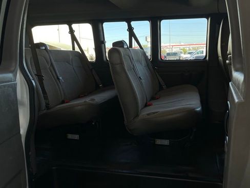 Used 2017 Chevrolet Express 2500 LS image 18