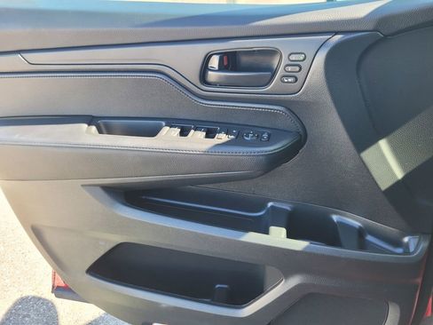 Used 2025 Honda Odyssey Sport-L image 25