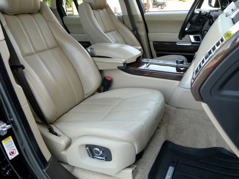 Used 2016 Land Rover Range Rover HSE AWD/4WD image 12