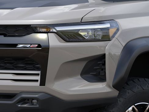 New 2026 Chevrolet Colorado ZR2 w/ Technology Package AWD/4WD image 12