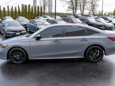 Certified 2025 Honda Civic Sport image 8