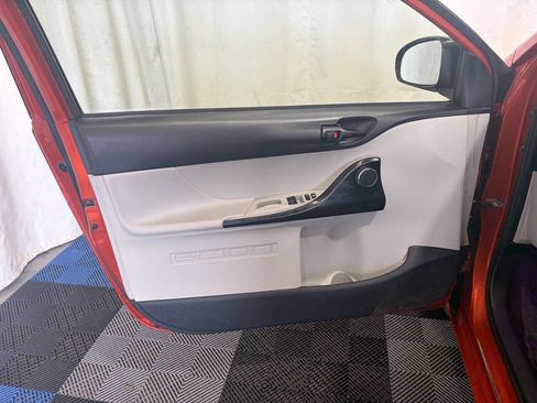 Used 2012 Scion iQ w/ Rear Speaker Pkg FWD image 8