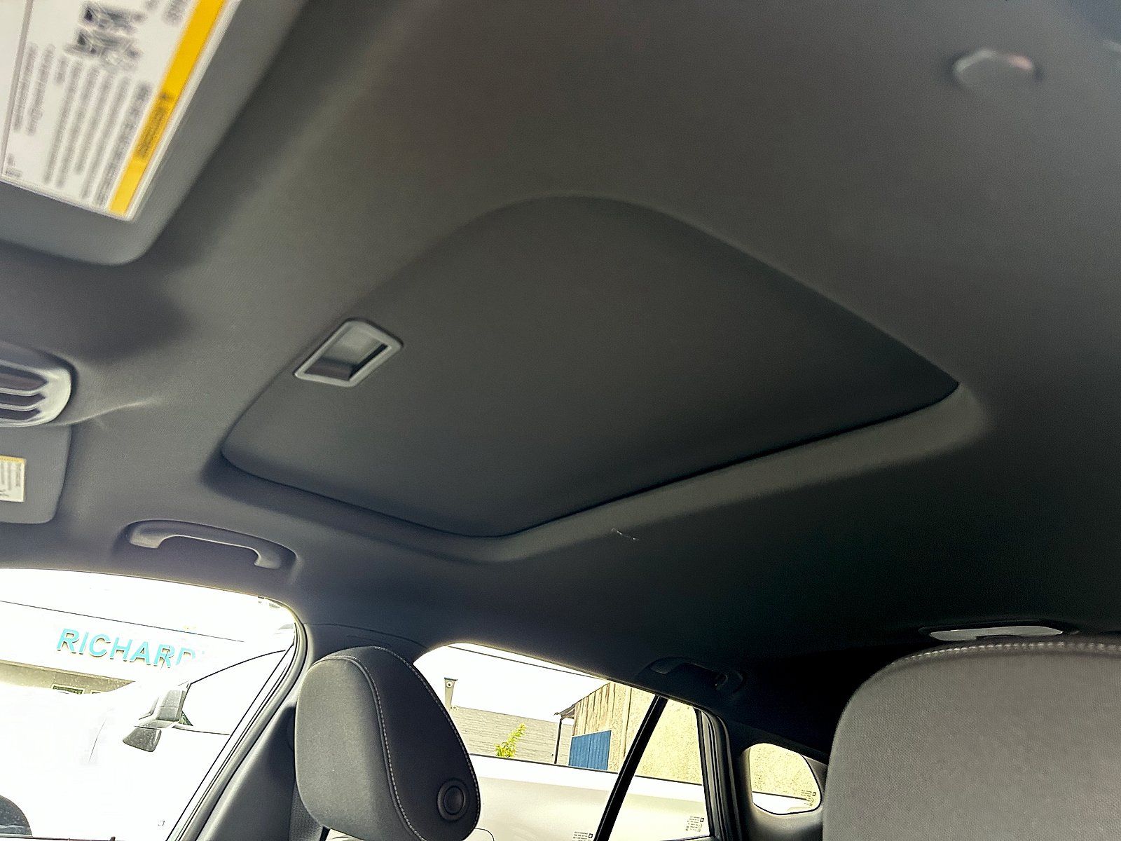 New 2026 Chevrolet Trax RS w/ Sunroof Package FWD image 17