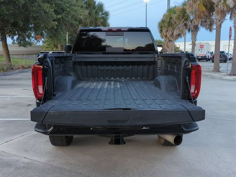 Used 2022 GMC Sierra 2500 Denali w/ Denali Ultimate Package AWD/4WD image 24