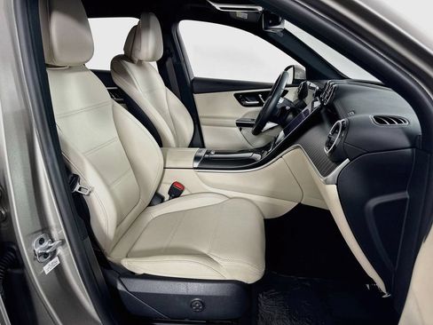 Used 2023 Mercedes-Benz GLC 300 w/ Exclusive Trim Package image 35