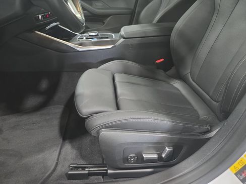 Used 2023 BMW i4 eDrive35 RWD image 23
