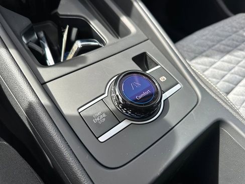 New 2026 Volkswagen Tiguan S AWD/4WD image 20