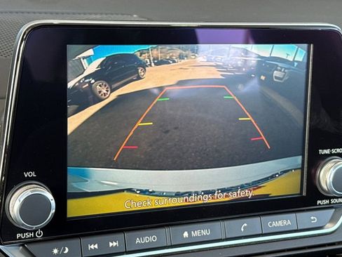 New 2025 Nissan Altima 2.5 SR image 16