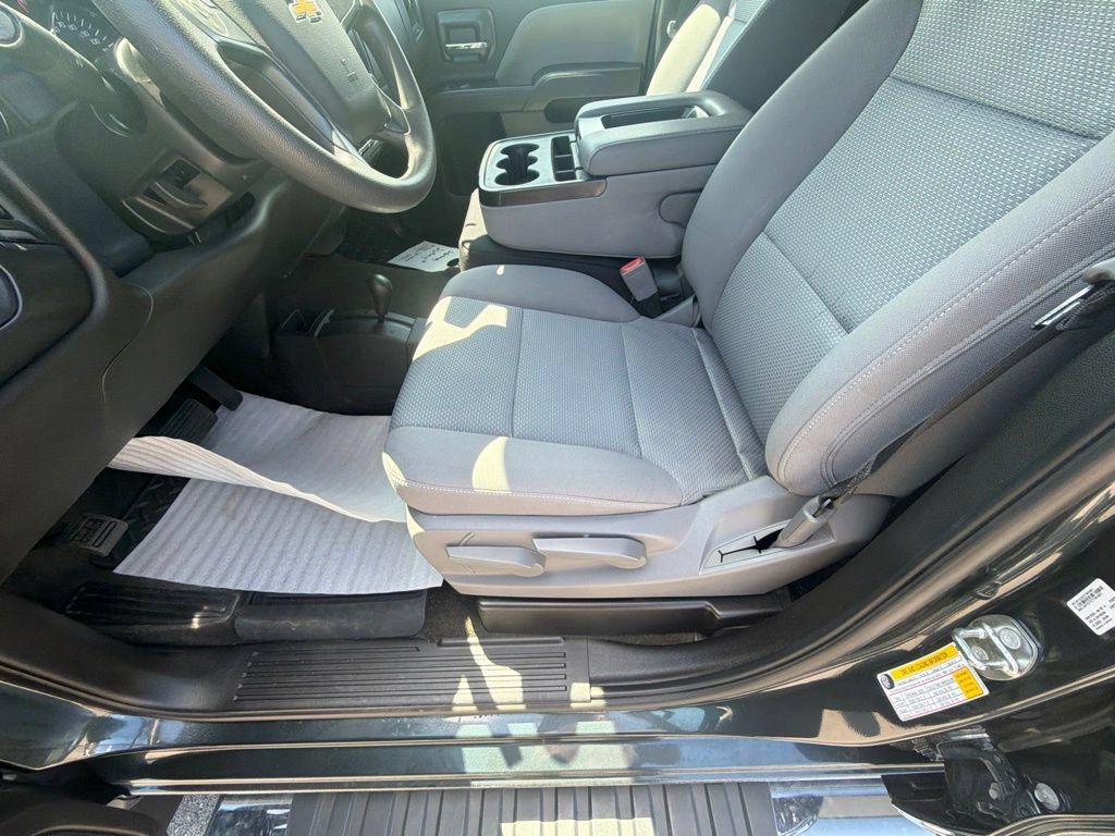 Used 2018 Chevrolet Silverado 1500 LS w/ Trailering Package AWD/4WD image 17