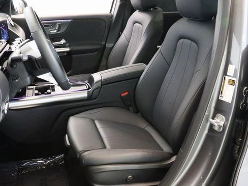 Certified 2025 Mercedes-Benz GLA 250 4MATIC image 17