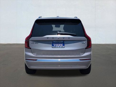New 2026 Volvo XC90 T8 Plus w/ Protection Package AWD/4WD image 4