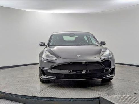 Used 2023 Tesla Model 3 Standard Range image 11