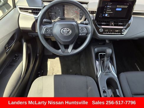 Used 2025 Toyota Corolla LE w/ LE Premium Package FWD image 15