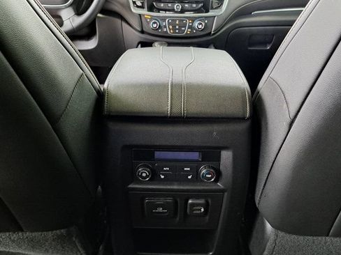Used 2022 Chevrolet Traverse Premier w/ Redline Edition AWD/4WD image 30