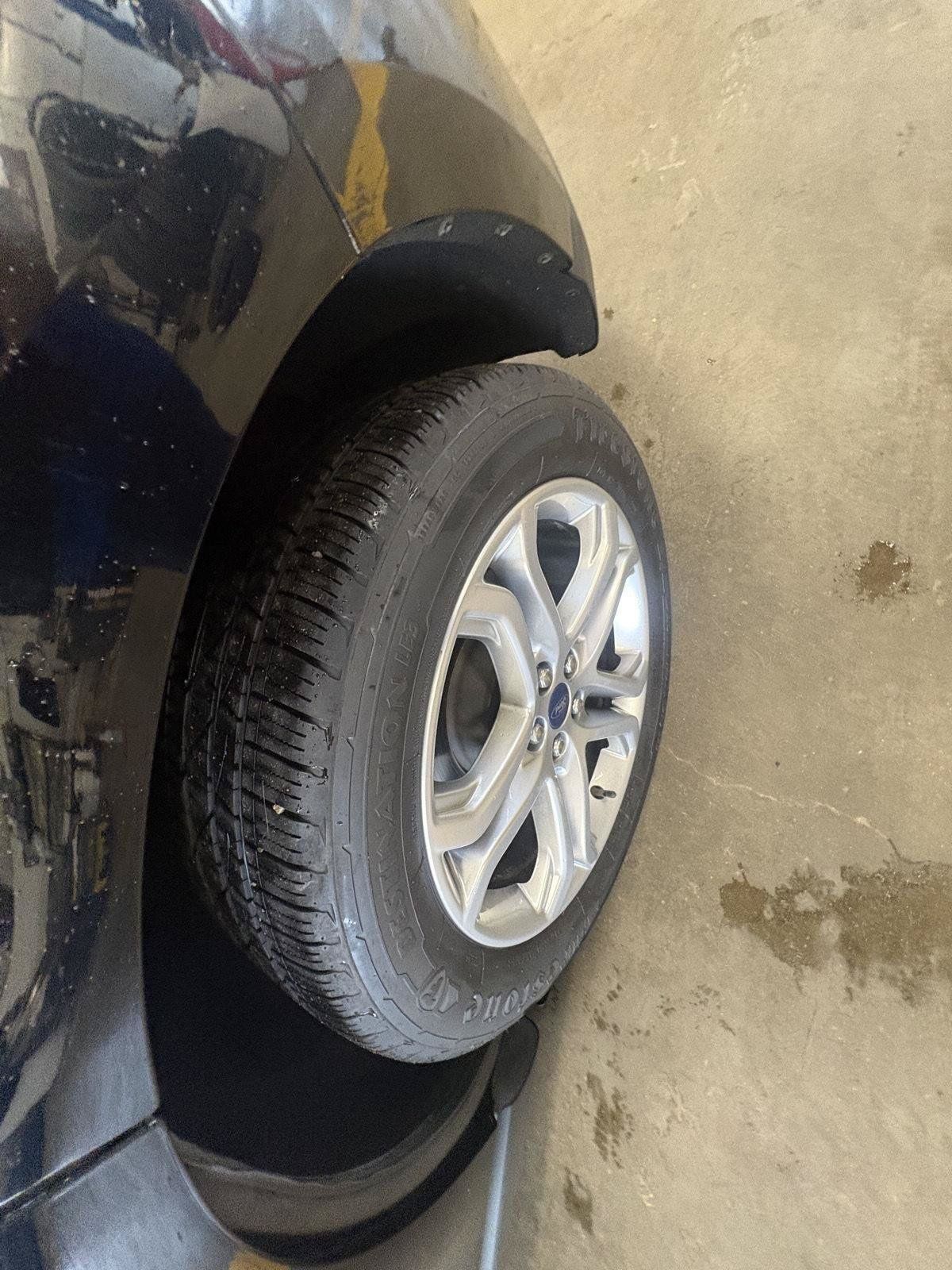Used 2018 Ford Edge Titanium w/ Equipment Group 301A AWD/4WD image 11