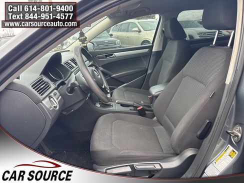 Used 2017 Volkswagen Passat 1.8T S image 12