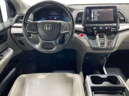 Used 2024 Honda Odyssey EX-L image 11