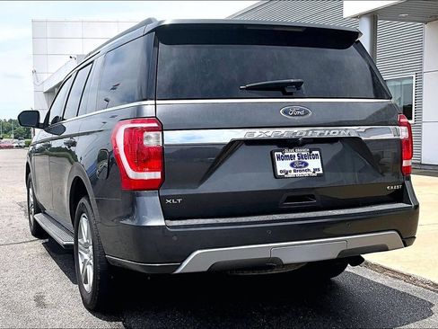 Used 2018 Ford Expedition XLT w/ Equipment Group 202A RWD image 3